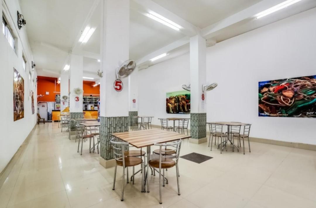Hotel Executive Inn Hailakandi Екстер'єр фото